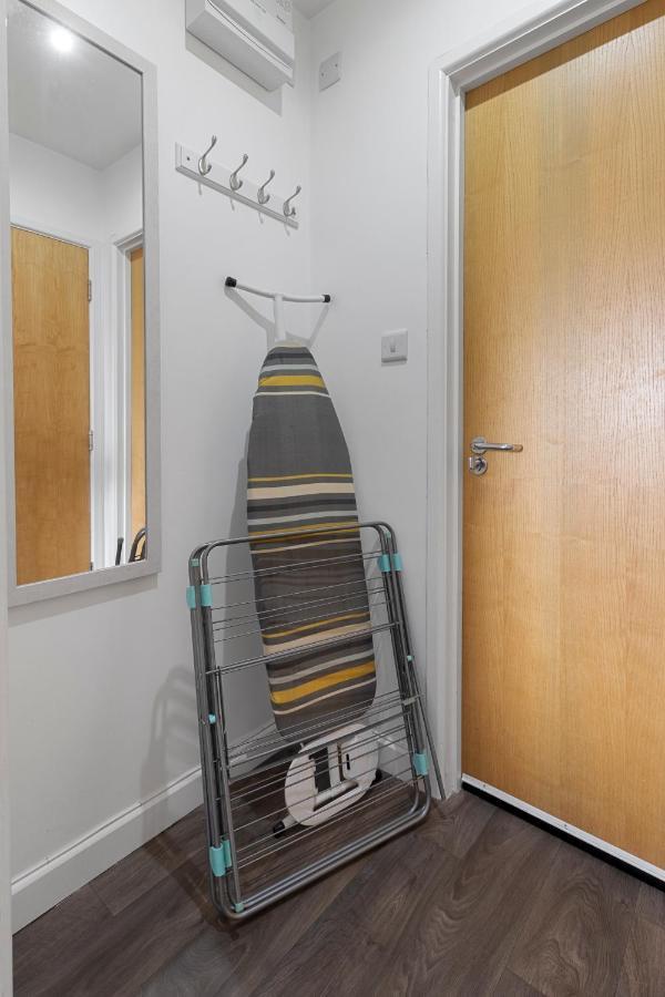 Exeter City Centre Apartments Stoop Apartment מראה חיצוני תמונה
